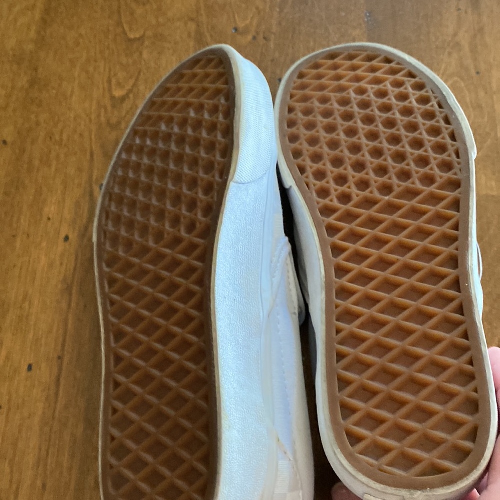 Barely Used Vans! - image 6